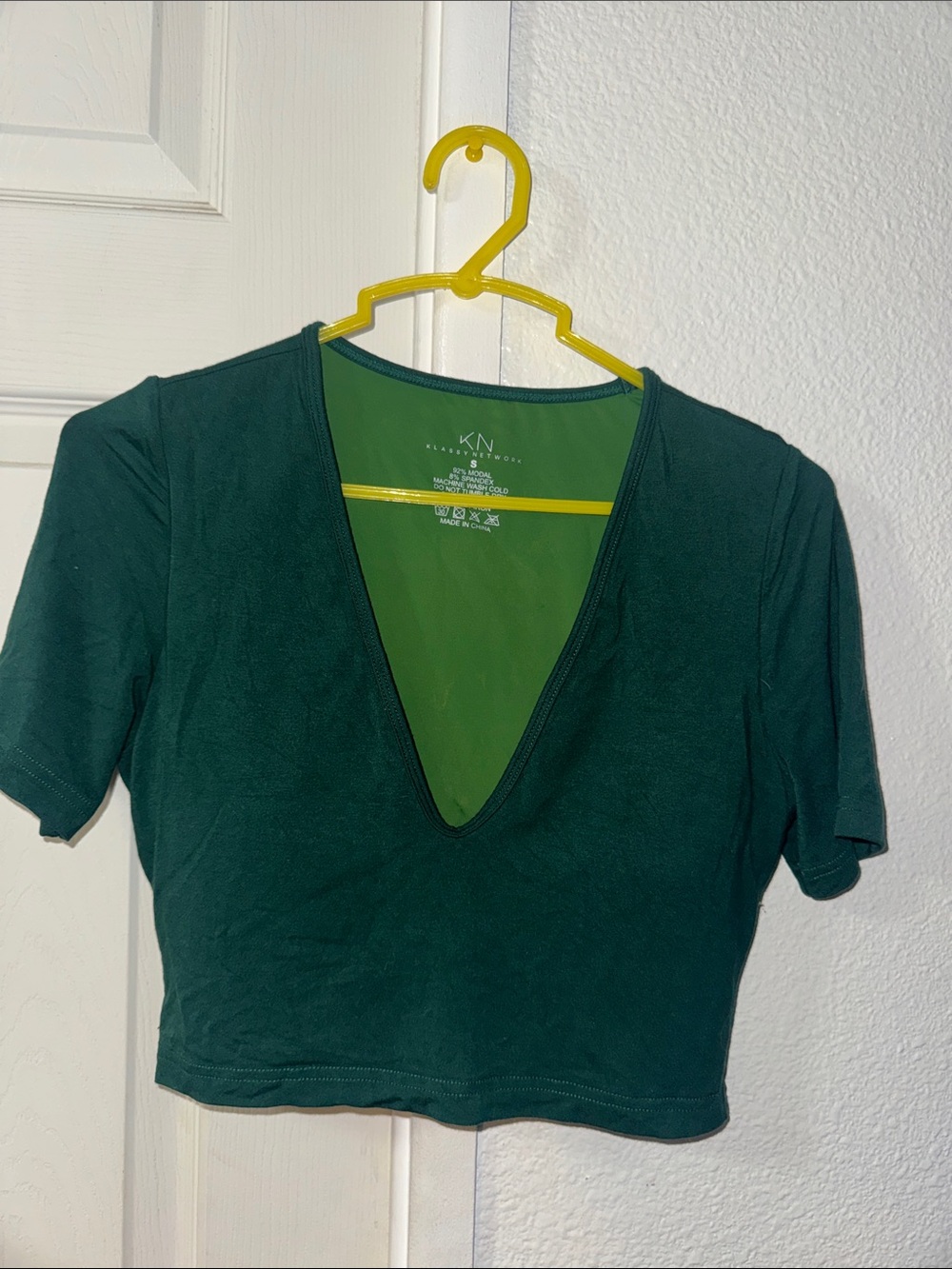 Klassy Network Deep V Crop Top in Forest Green